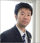 弁護士法人 中村法律事務所 吹田支店 弁護士 亀岡 尚則さん