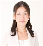 行政書士大阪中央法務事務所　首藤麻由子先生